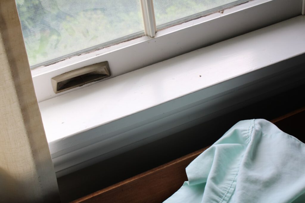 Fenster abdichten ohne Handwerker: Die einfachsten Maßnahmen — Foto via Unsplash